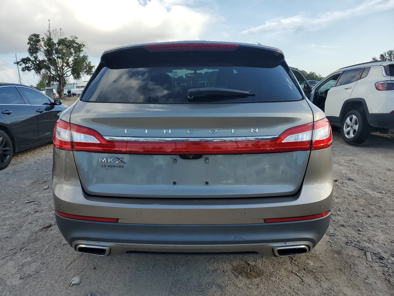 2LMTJ6LR4GBL72652 2016 Lincoln Mkx Reserve