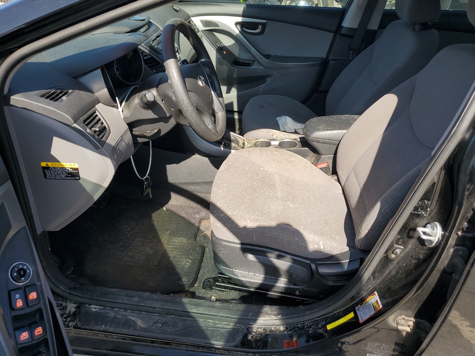 KMHDH4AE2GU517147 2016 Hyundai Elantra Se