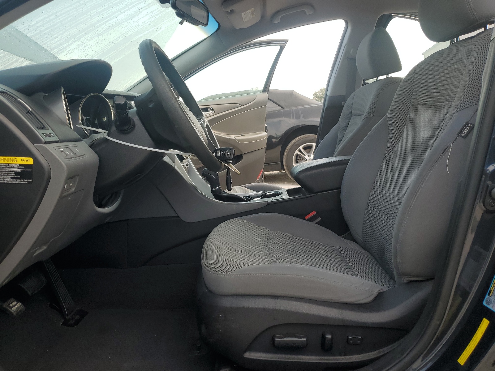 5NPEB4AC1DH543057 2013 Hyundai Sonata Gls