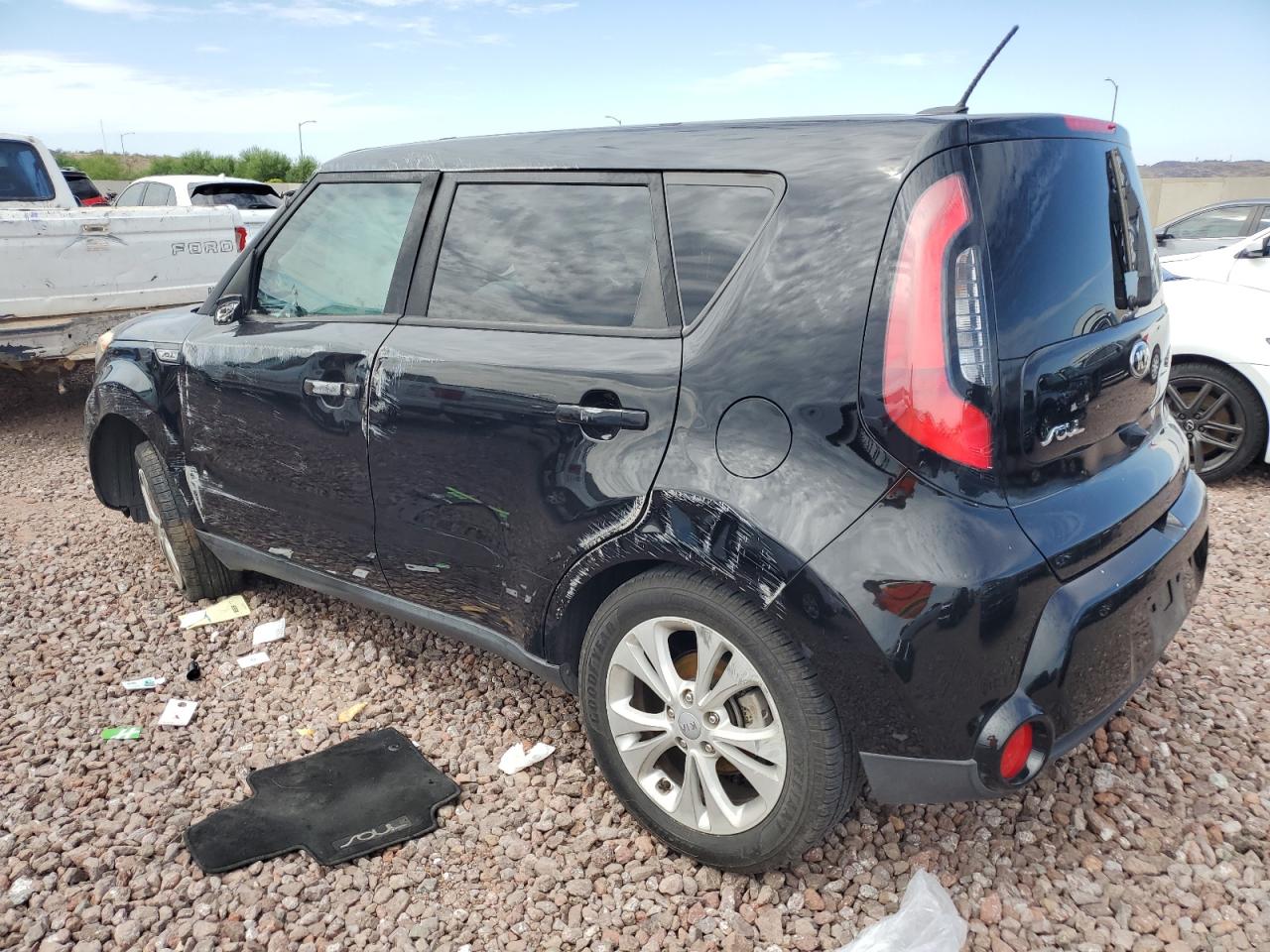 KNDJP3A56G7336037 2016 Kia Soul +