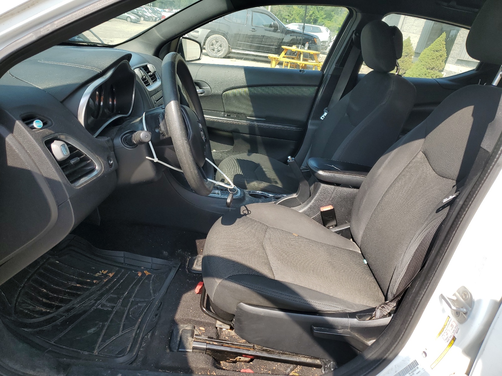 1B3BD4FB5BN579197 2011 Dodge Avenger Express