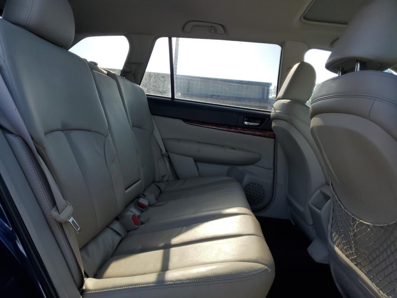 2011 Subaru Outback 3.6R Limited VIN: 4S4BRELC7B2329833 Lot: 64211284