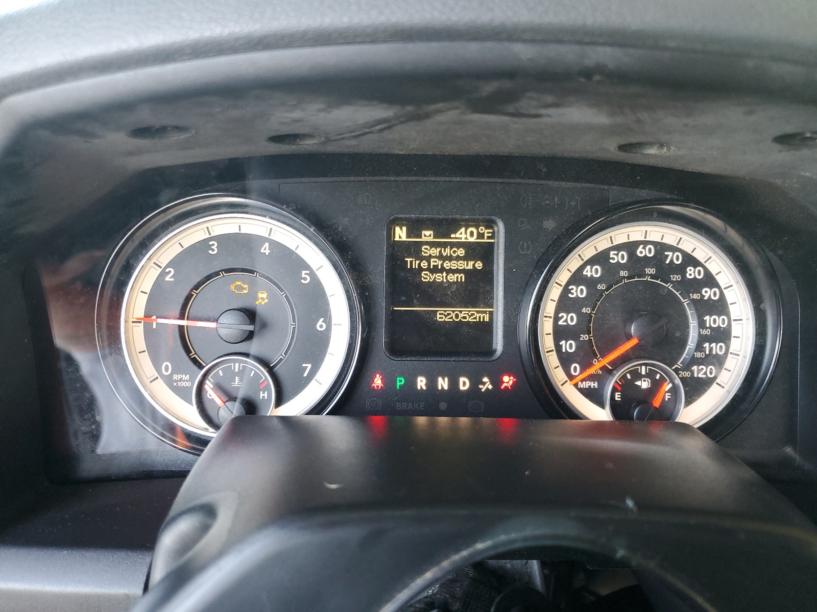 1C6RR6TT9JS119104 2018 Ram 1500 Slt