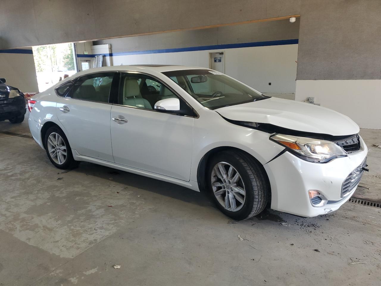 VIN 4T1BK1EB9DU020826 2013 TOYOTA AVALON no.4