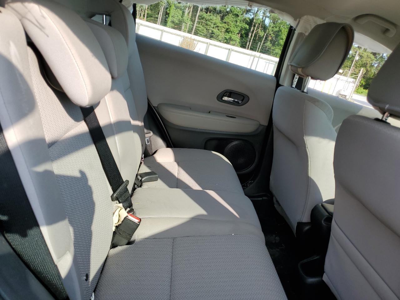 2018 Honda Hr-V Lx VIN: 3CZRU6H32JG717634 Lot: 65535424