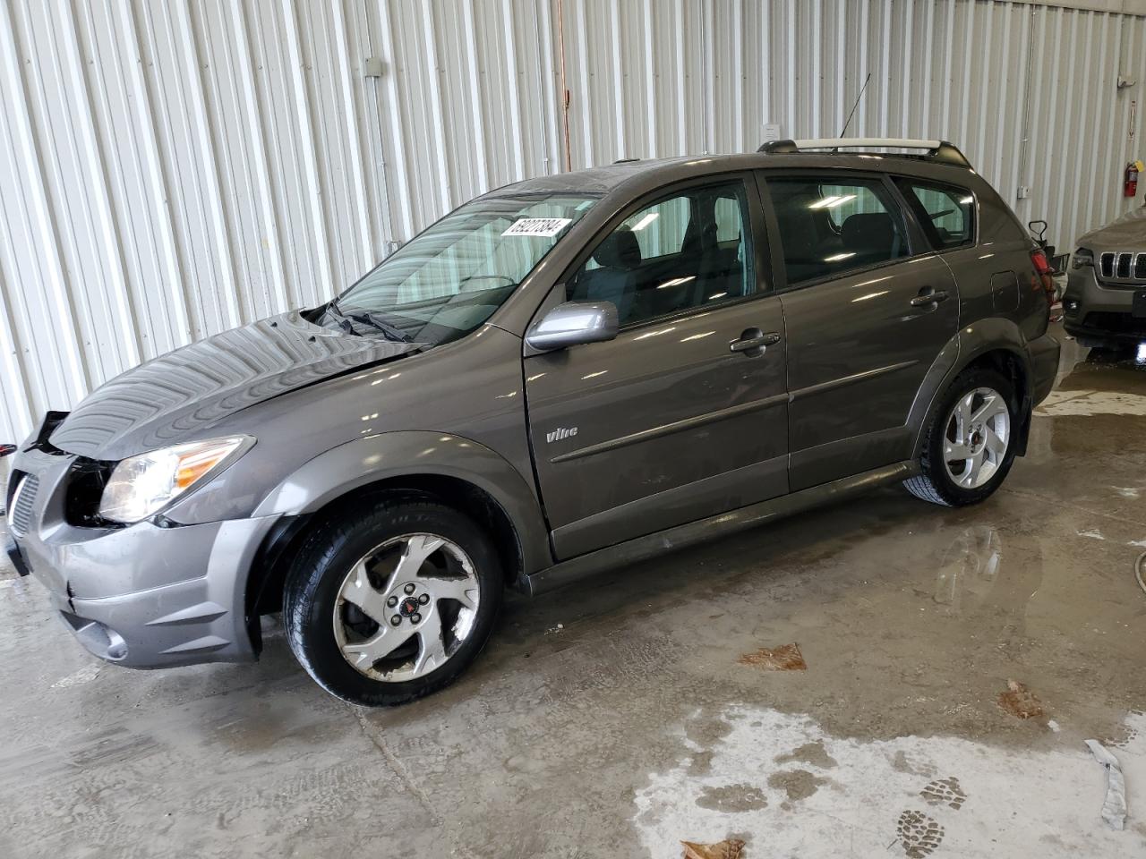 2007 Pontiac Vibe  for Sale in Franklin, WI - Front End