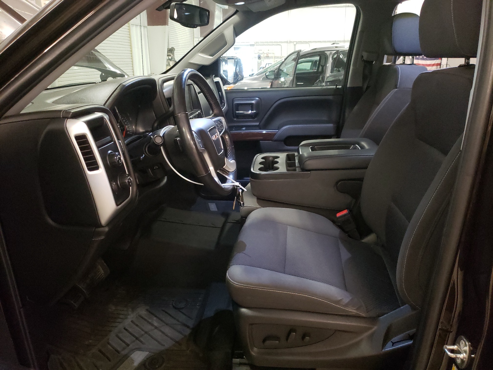 1GTV2MEC3JZ212088 2018 GMC Sierra K1500 Sle