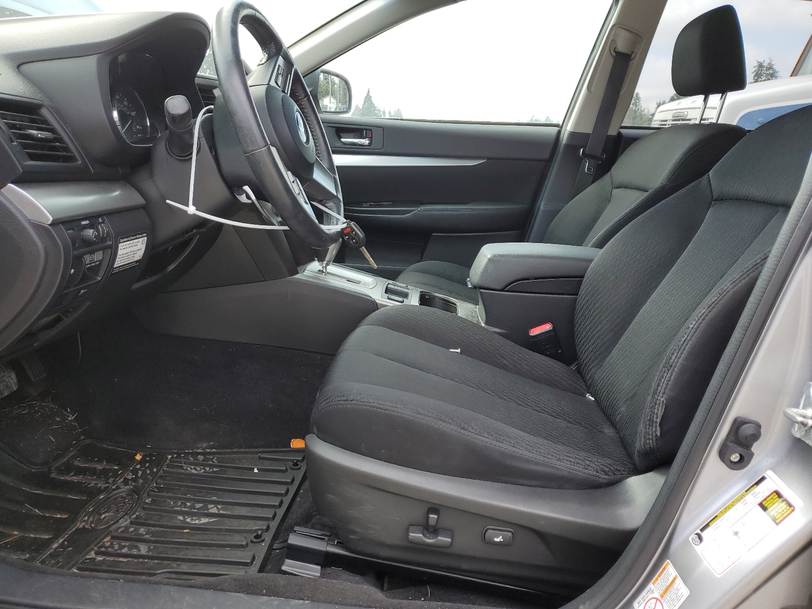 4S4BRBHC5A3313467 2010 Subaru Outback 2.5I Premium