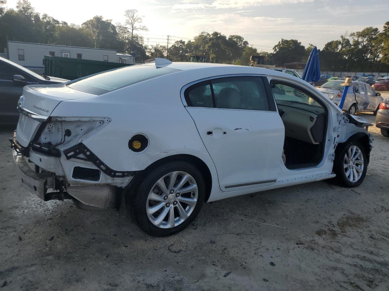 2015 Buick LaCrosse - Image 3