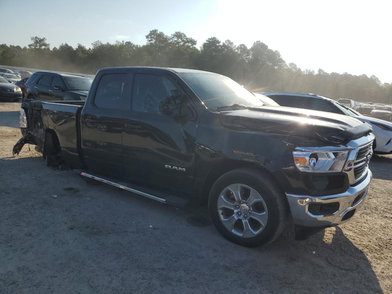 2021 RAM 1500 - Image 4