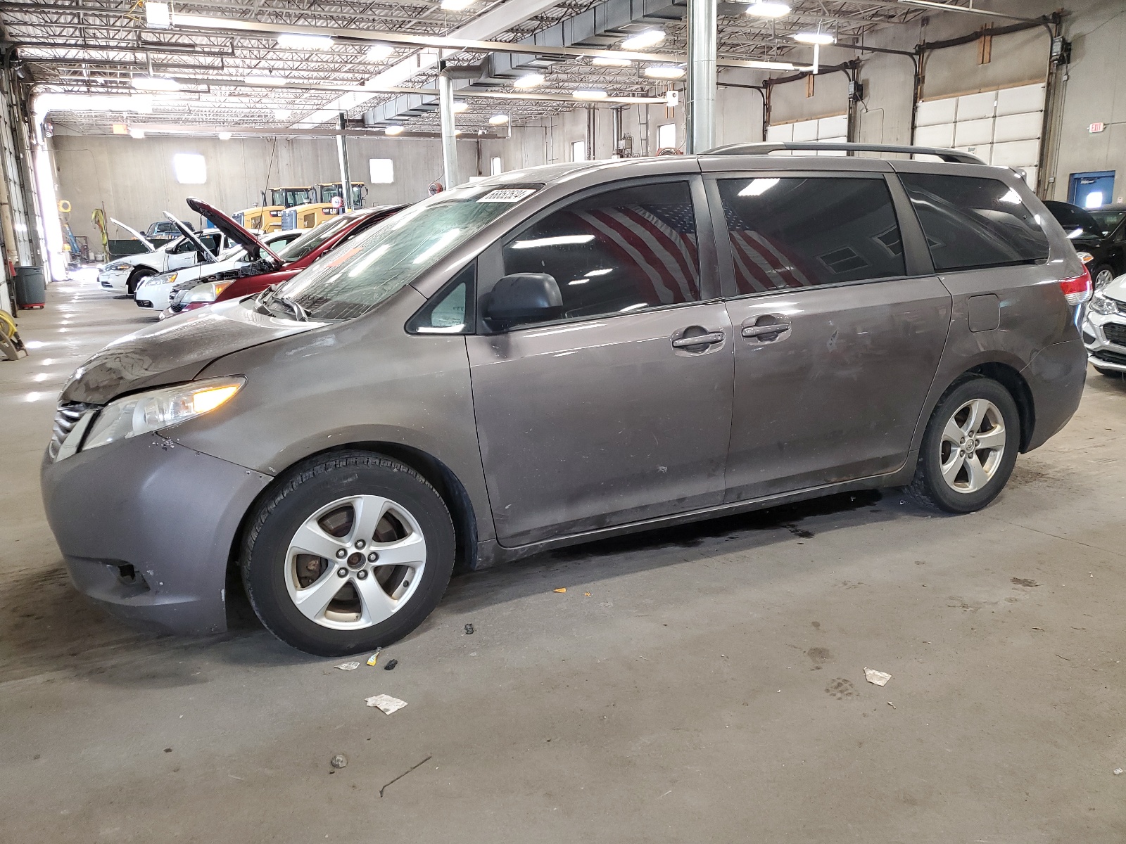 2013 Toyota Sienna Le vin: 5TDKK3DCXDS353230