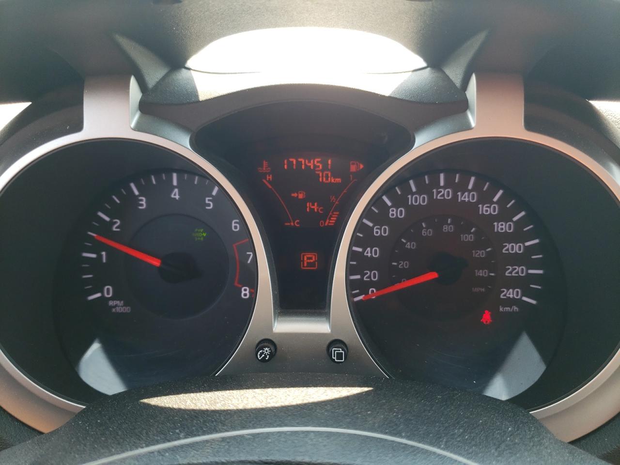 2013 Nissan Juke S VIN: JN8AF5MV6DT215591 Lot: 68810744