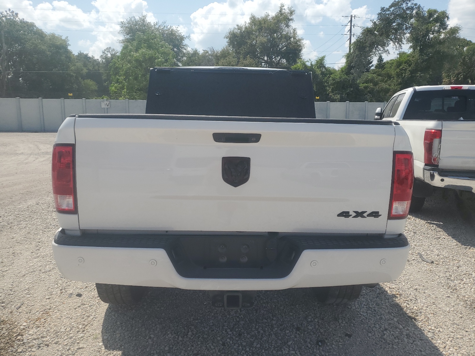 3C6UR5ML8JG343815 2018 Ram 2500 Slt