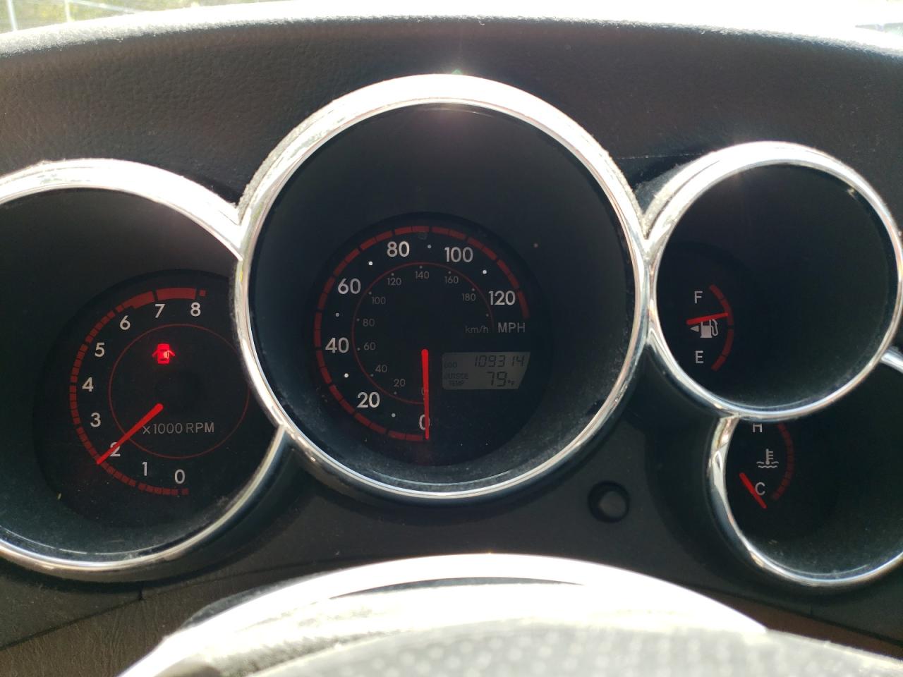 2005 Toyota Corolla Matrix Base VIN: 2T1LR32E85C467838 Lot: 68637724