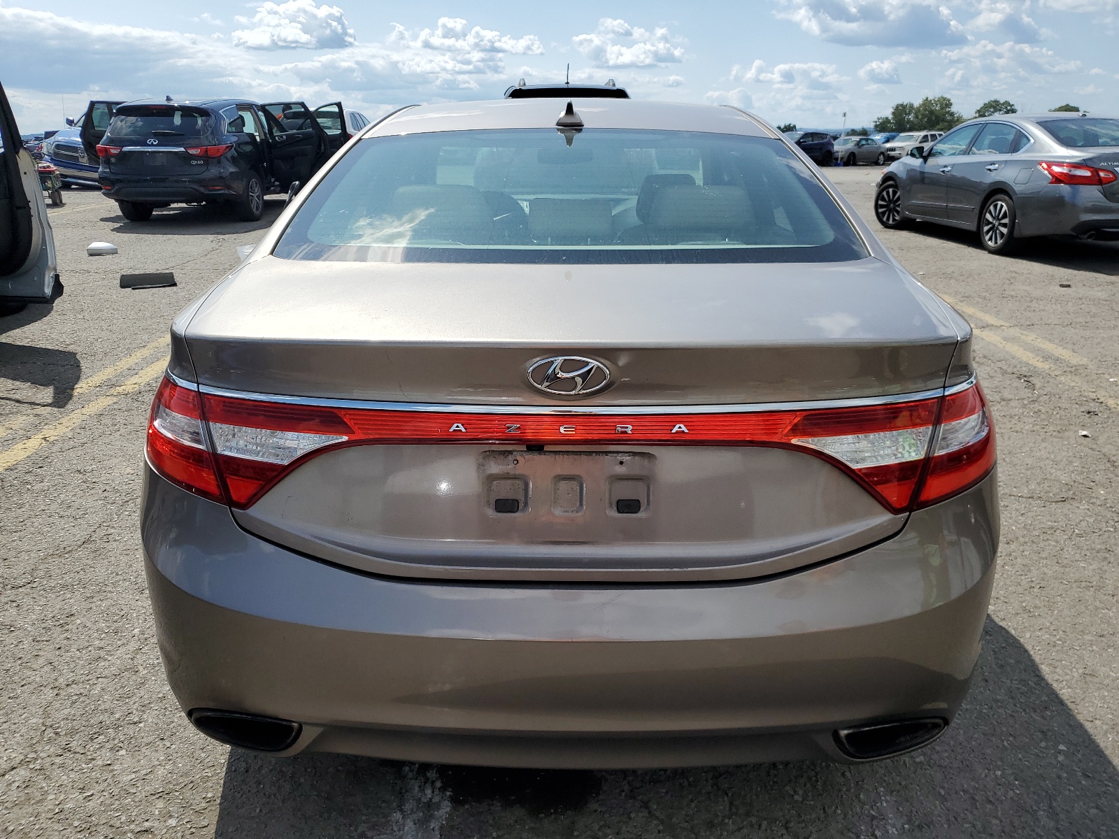 KMHFG4JG9CA164060 2012 Hyundai Azera Gls