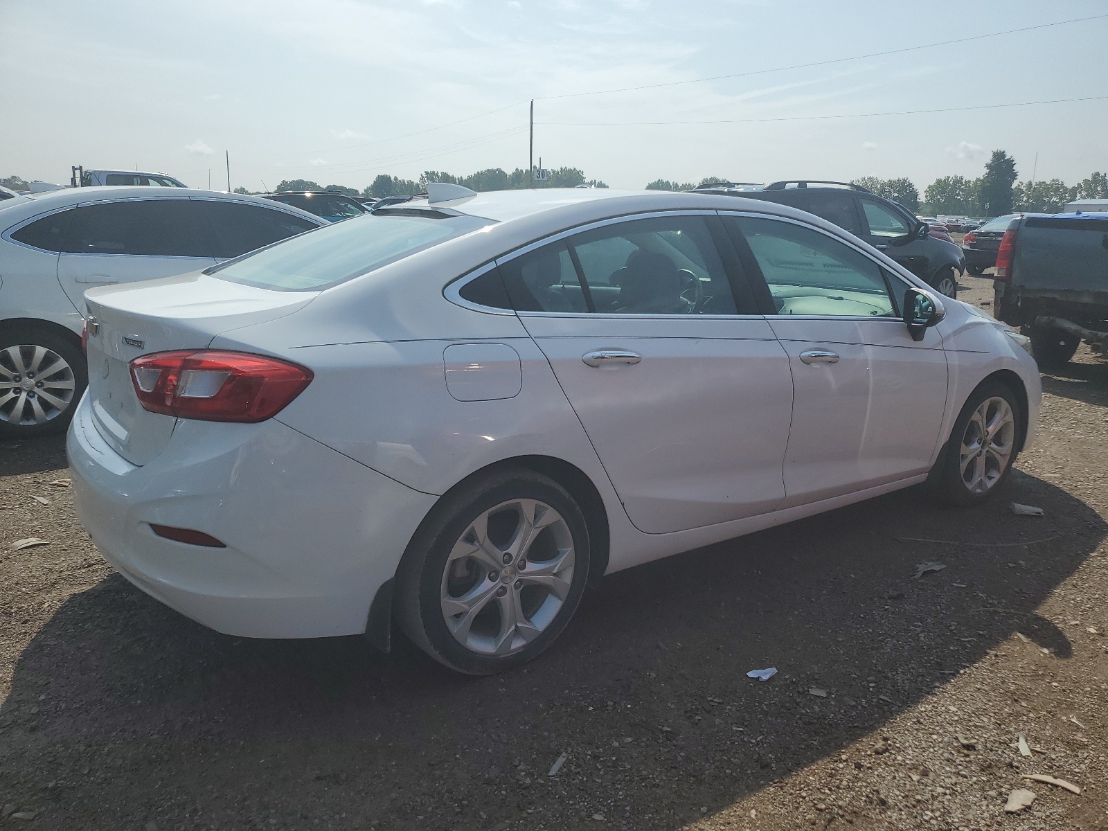 2017 Chevrolet Cruze Premier vin: 1G1BF5SM2H7108829