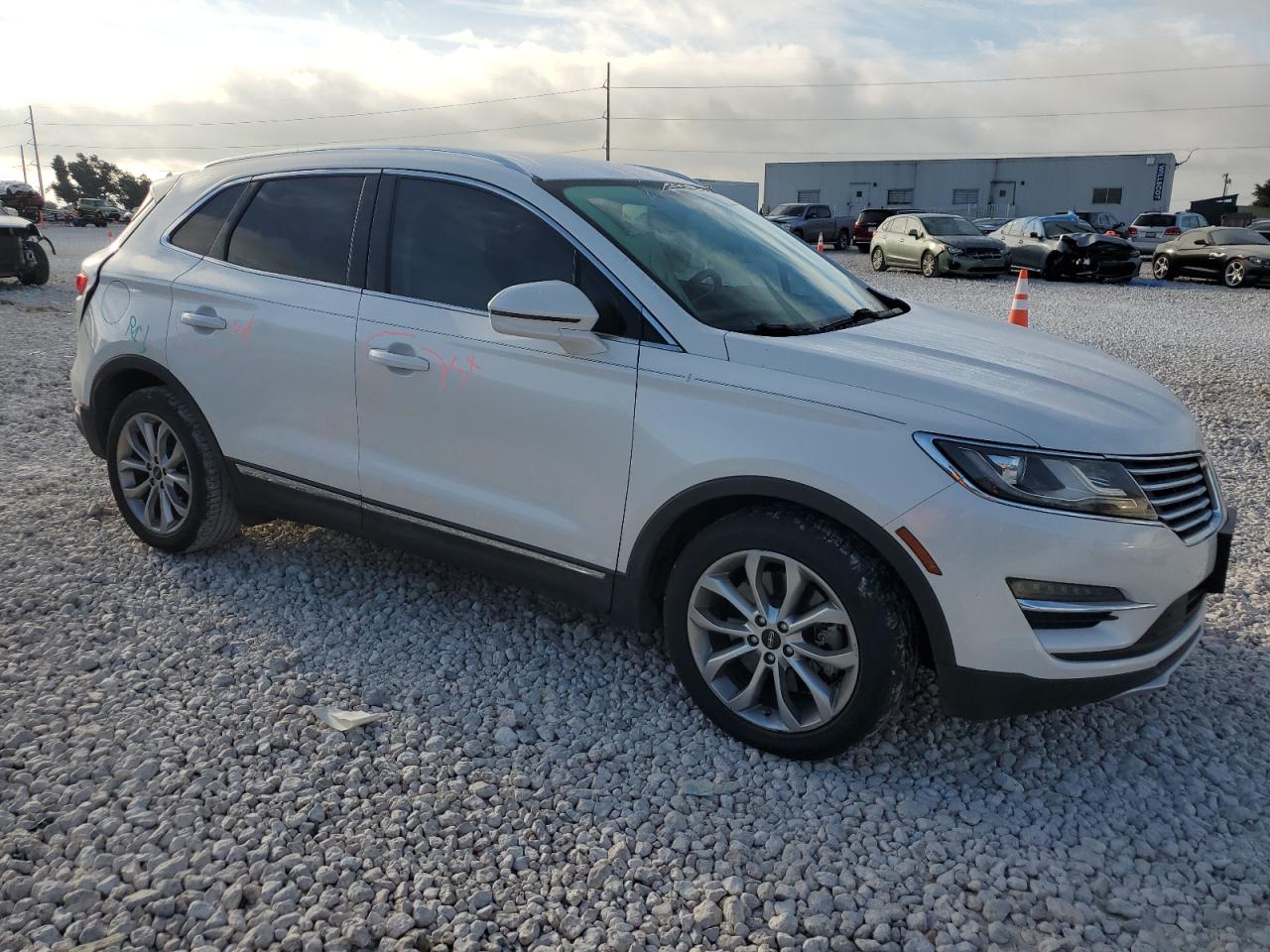 2015 Lincoln MKZ - Image 4