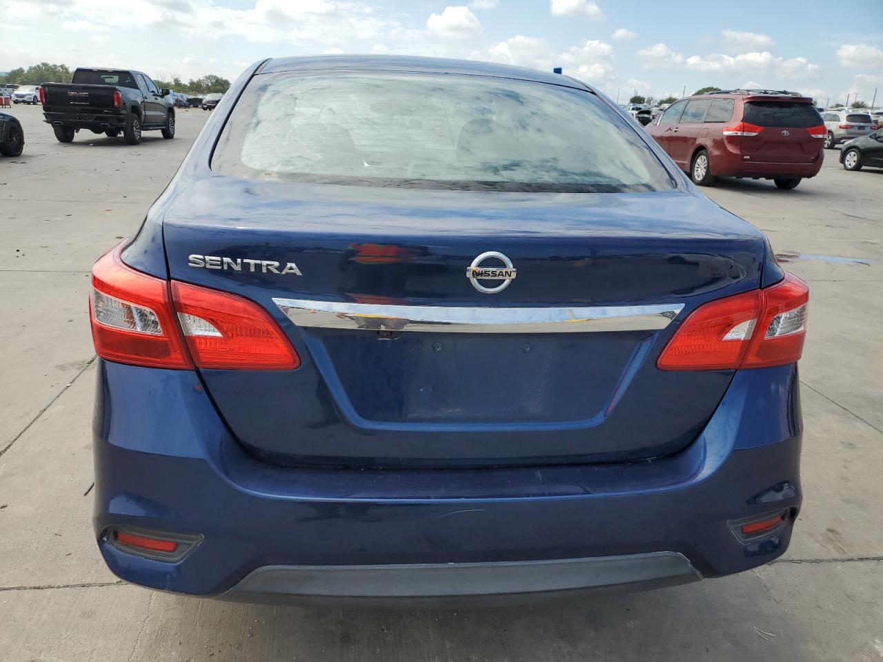 2018 Nissan Sentra S VIN: 3N1AB7AP5JY332089 Lot: 69912414