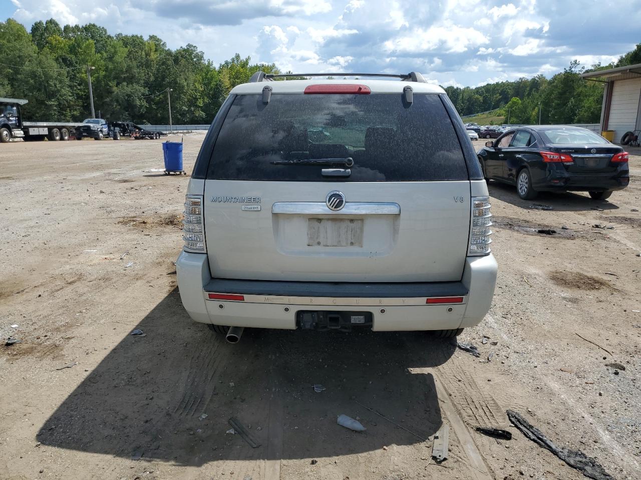 2006 Mercury Mountaineer Premier VIN: 4M2EU38896UJ21756 Lot: 68982004