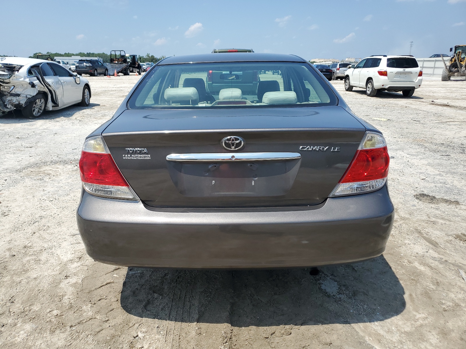4T1BE32K75U600214 2005 Toyota Camry Le
