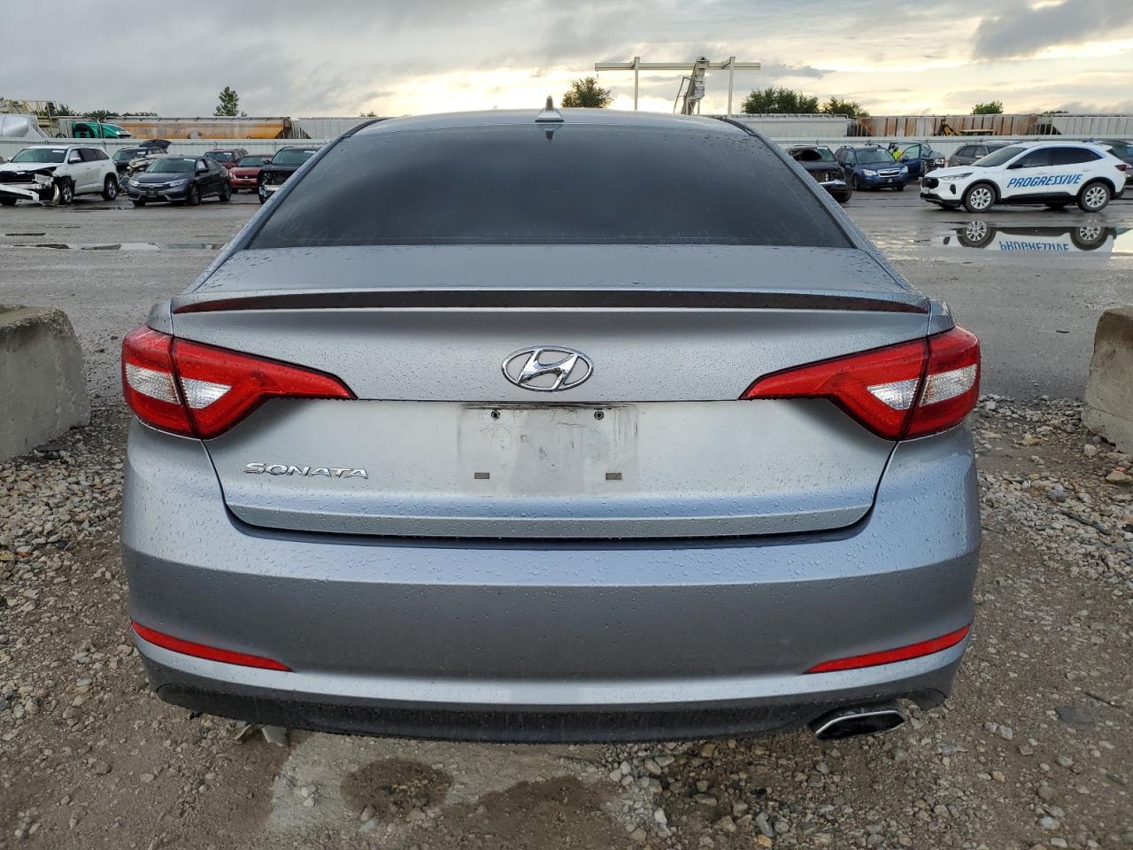 2015 Hyundai Sonata Se VIN: 5NPE24AF9FH114620 Lot: 69642464