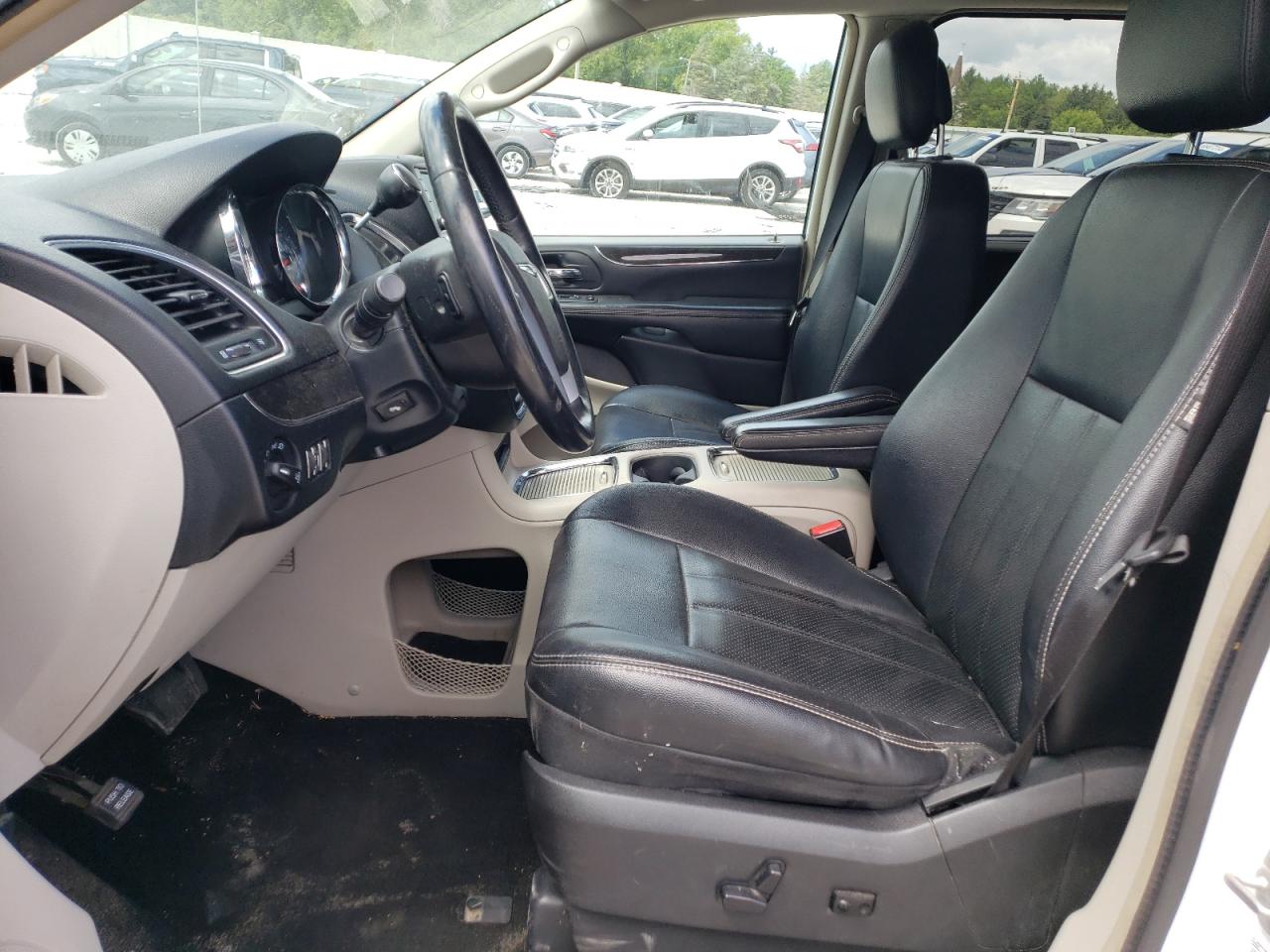 2014 Chrysler Town & Country Touring L VIN: 2C4RC1CG4ER118255 Lot: 66544794