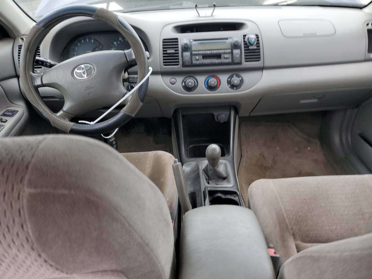 2003 Toyota Camry Le VIN: JTDBE32K330206864 Lot: 66230244