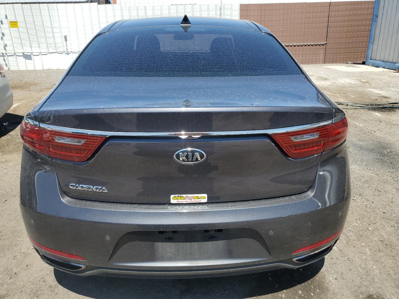 2017 Kia Cadenza Premium VIN: KNALC4J1XH5062133 Lot: 67786704