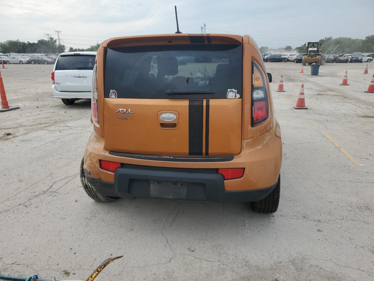 2010 Kia Soul + VIN: KNDJT2A20A7108442 Lot: 66781974