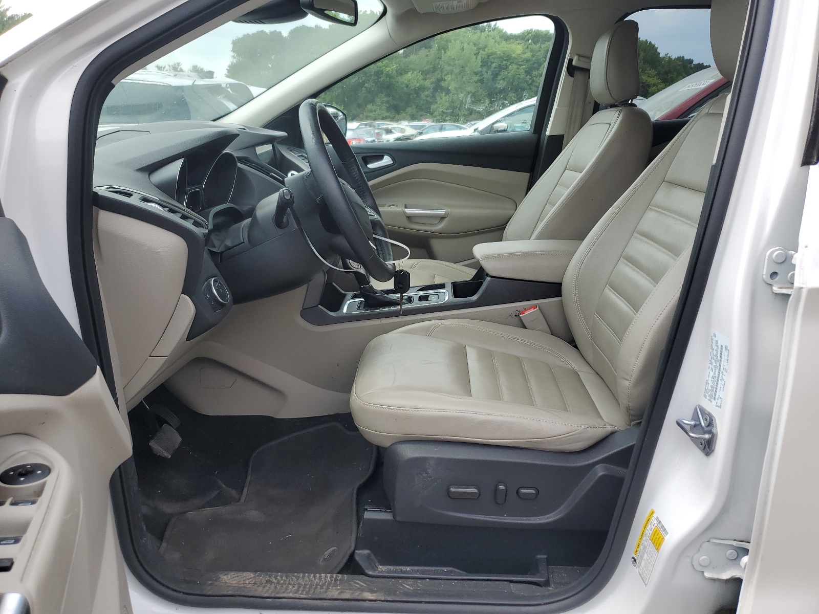 1FMCU9HD0JUC44184 2018 Ford Escape Sel