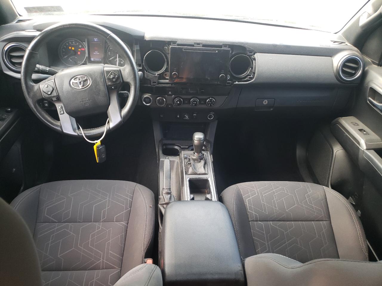 2017 Toyota Tacoma Double Cab VIN: 5TFCZ5AN6HX102884 Lot: 65419564