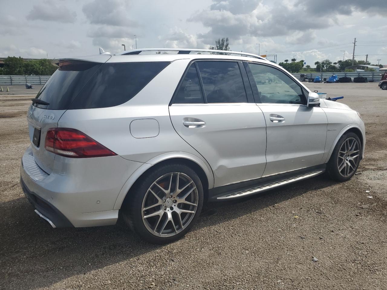 2017 Mercedes-Benz Gle 63 Amg 4Matic VIN: 4JGDA7EB8HA936516 Lot: 64520634