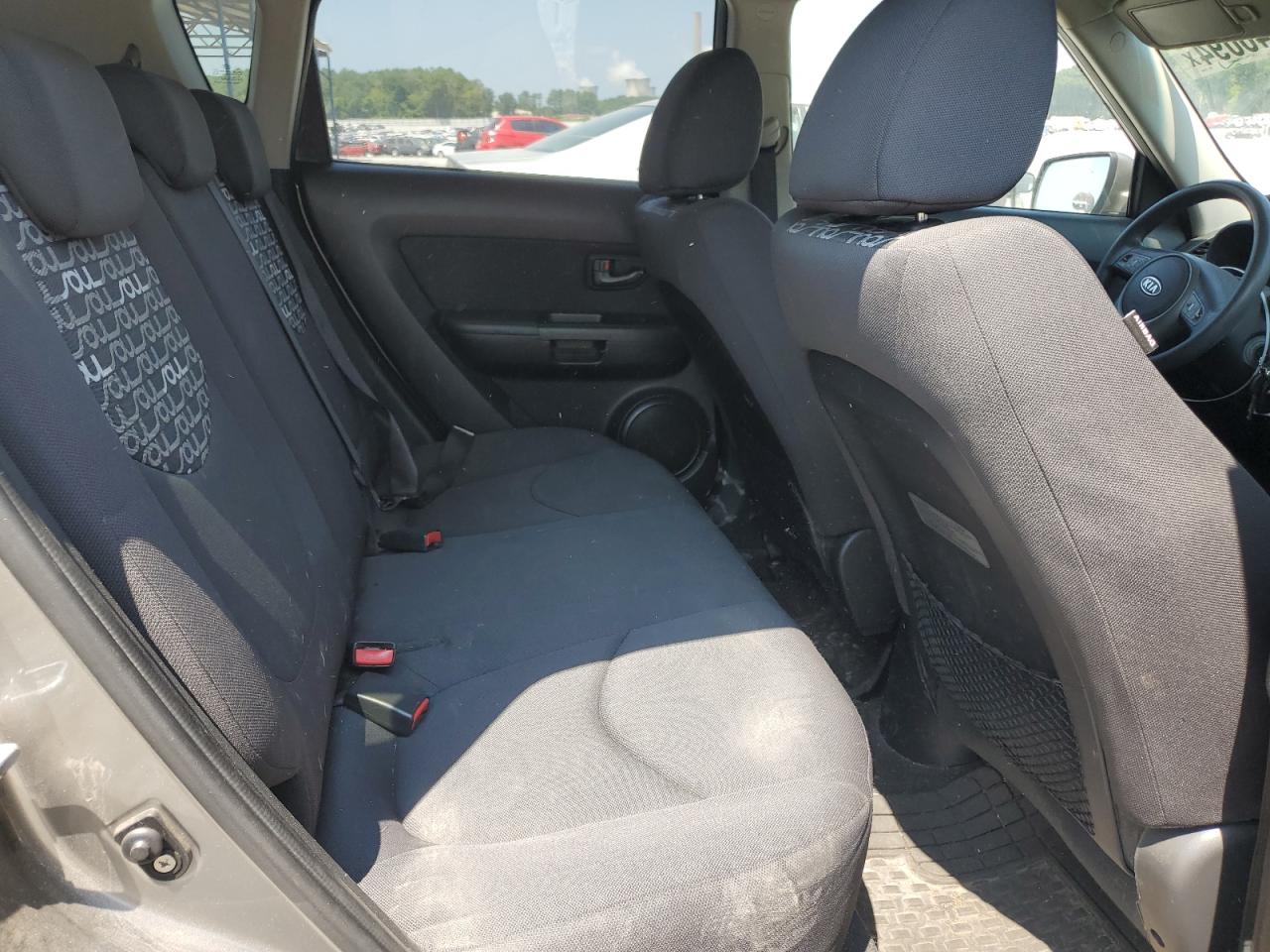 2010 Kia Soul + VIN: KNDJT2A21A7175082 Lot: 65746094