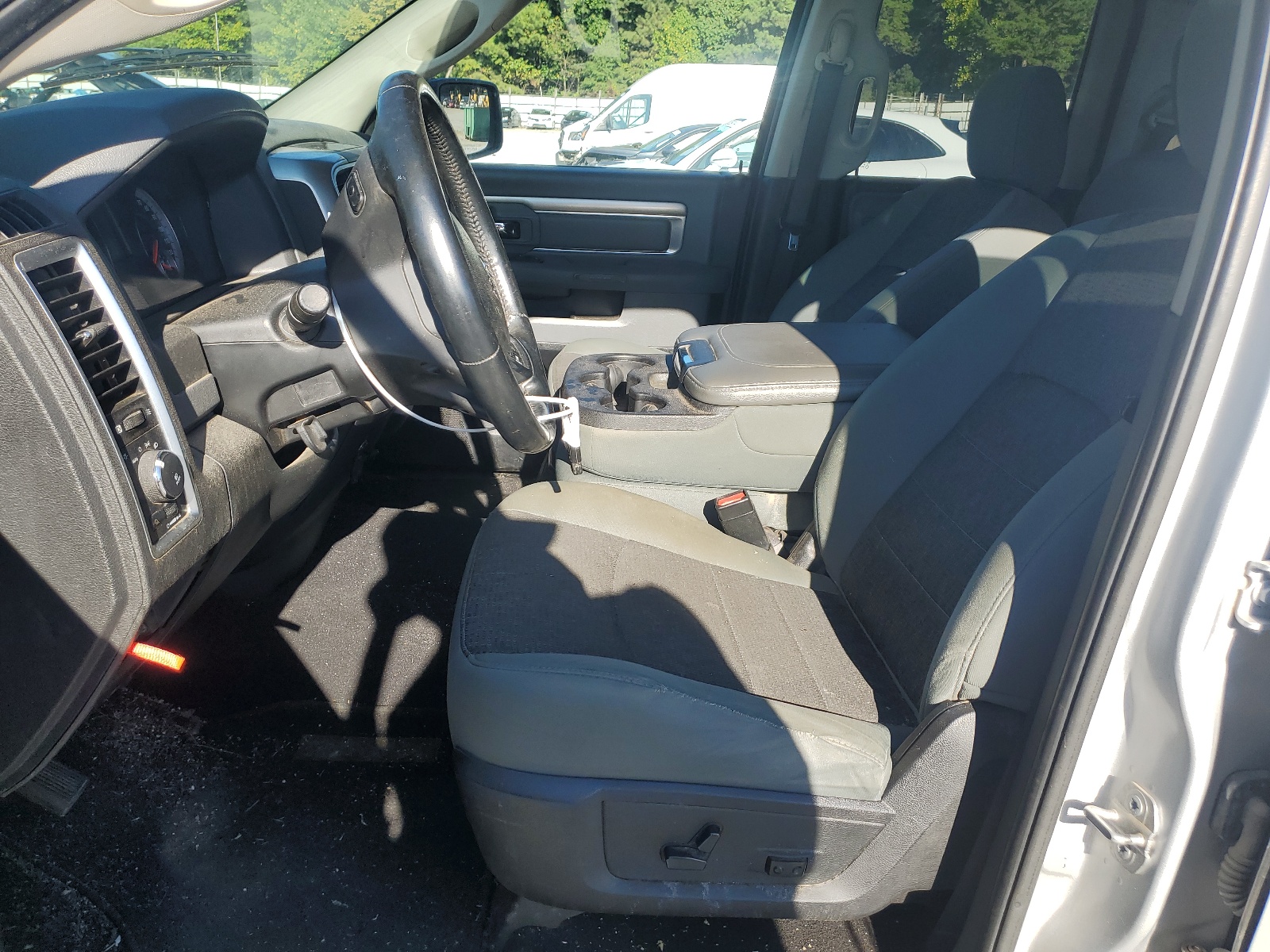 1C6RR6GT8FS721915 2015 Ram 1500 Slt