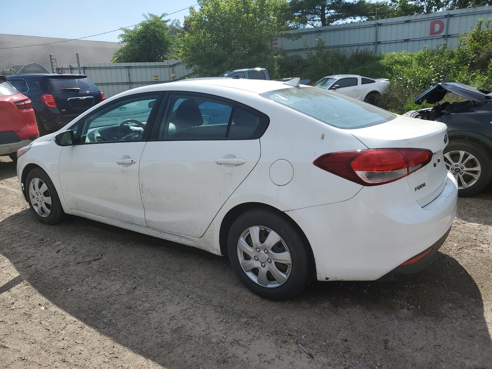 2017 Kia Forte Lx vin: 3KPFK4A78HE057184