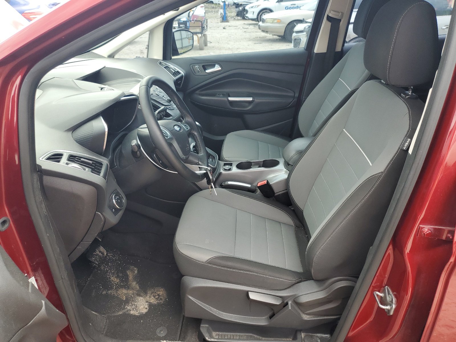 1FADP5AU7DL540421 2013 Ford C-Max Se