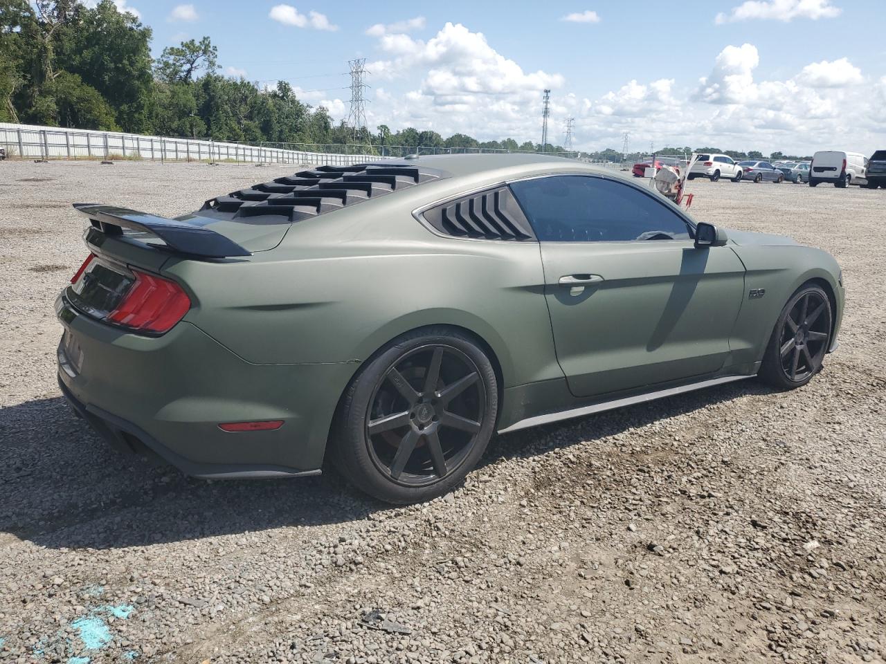 2019 Ford Mustang - Image 3