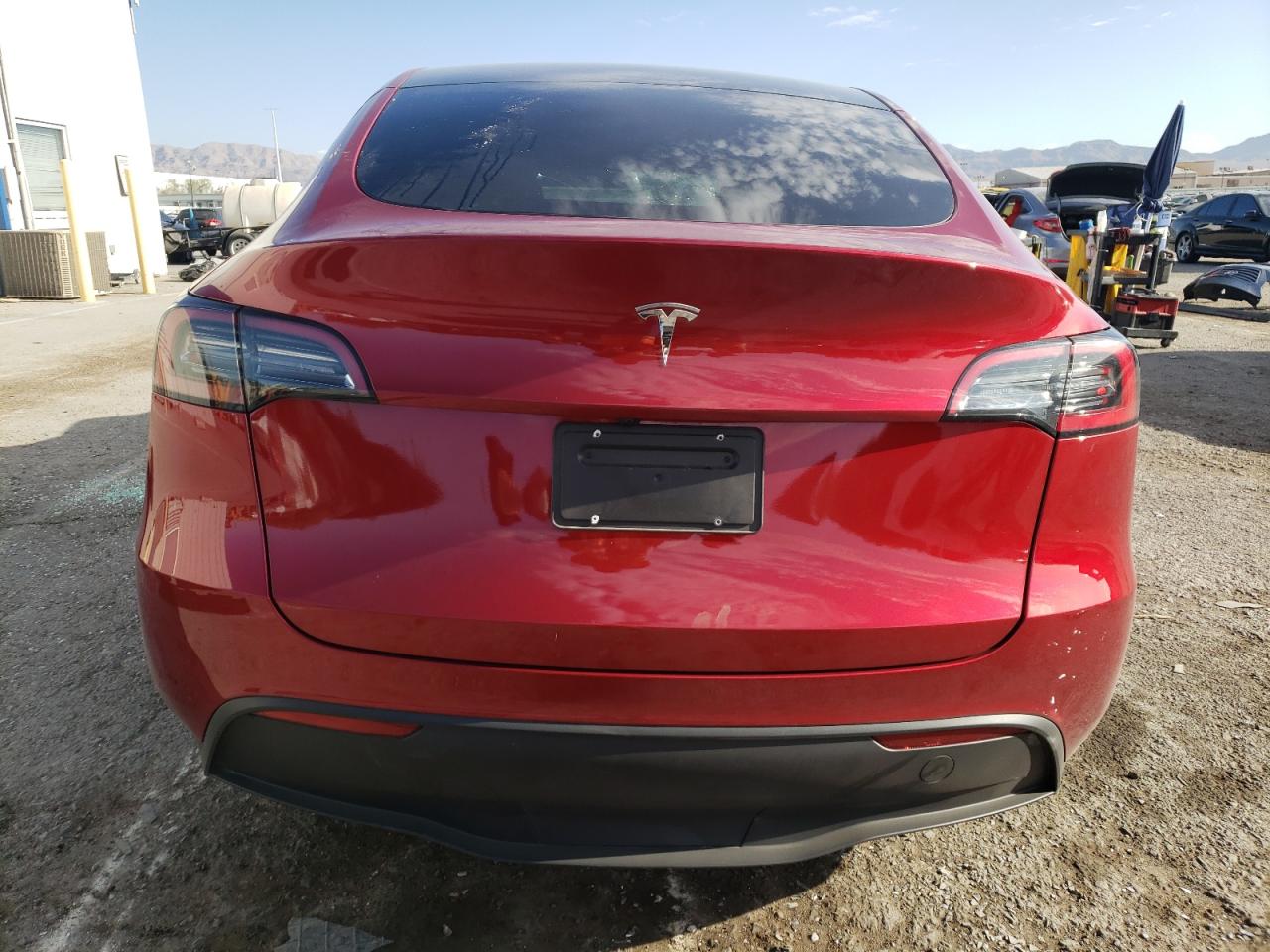 2024 Tesla Model Y VIN: 7SAYGDED6RF056916 Lot: 68563434