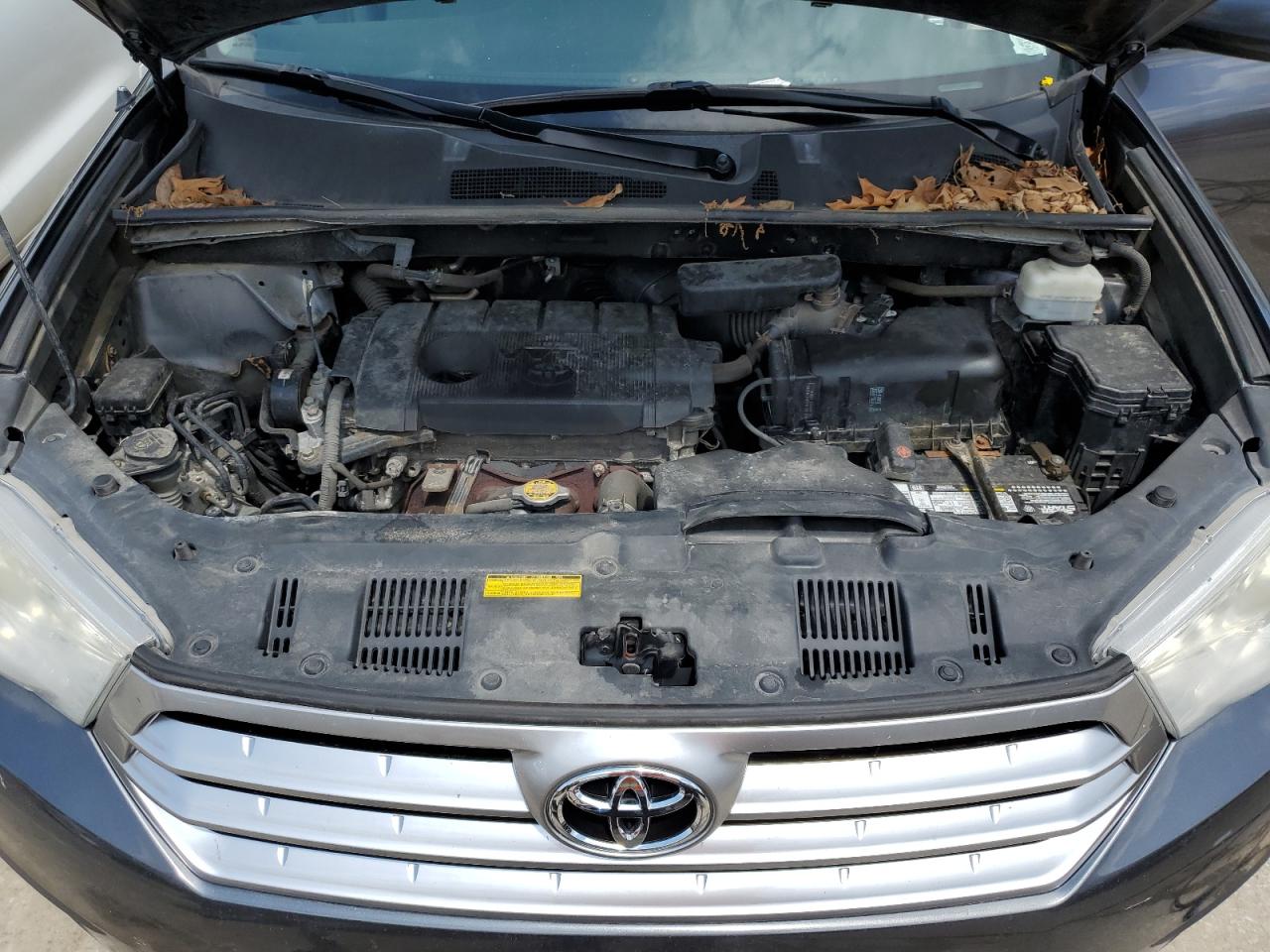 2011 Toyota Highlander Base VIN: 5TDZA3EH9BS015052 Lot: 65156024