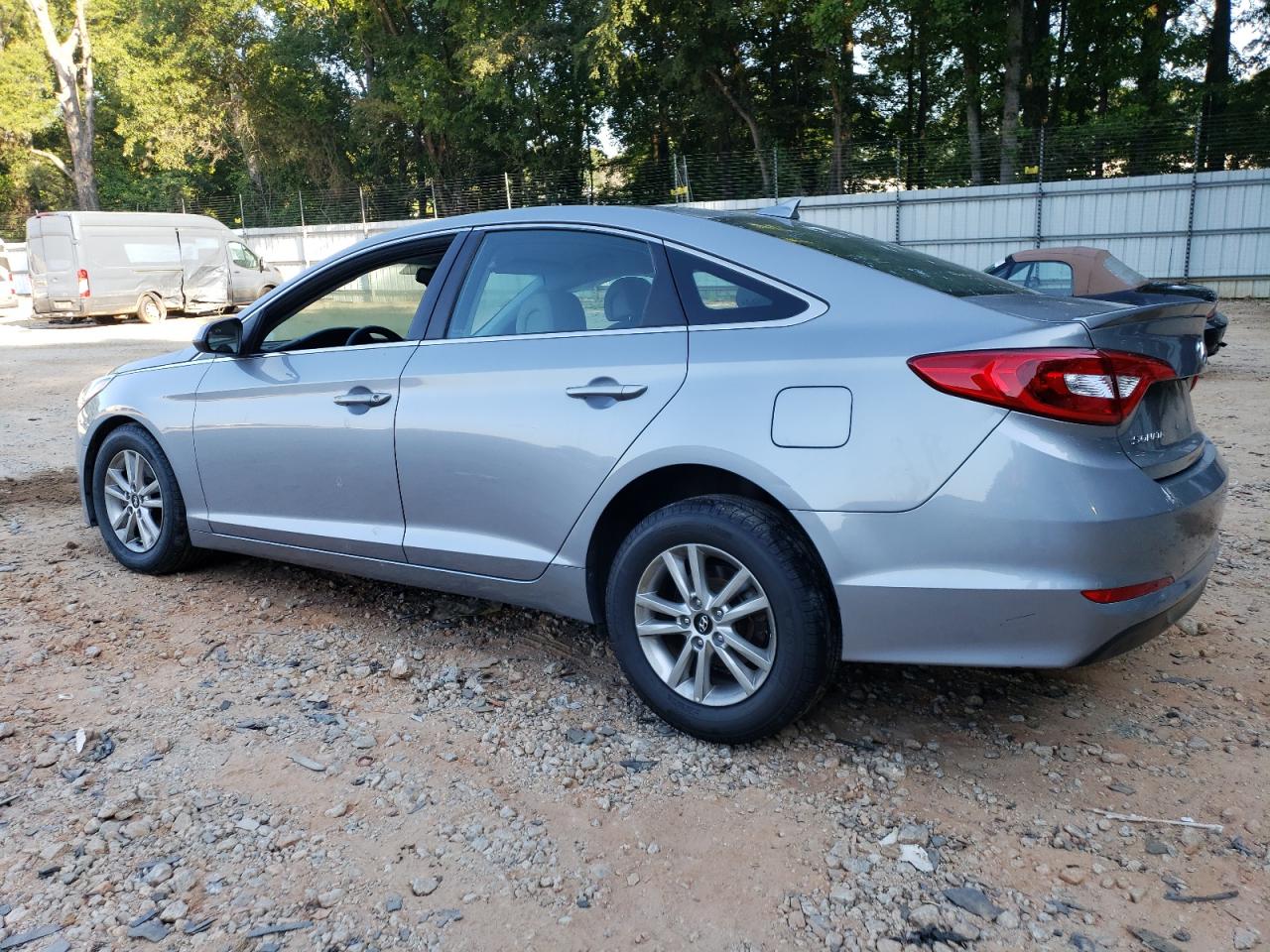 2017 Hyundai Sonata Se VIN: 5NPE24AF3HH511887 Lot: 68930024