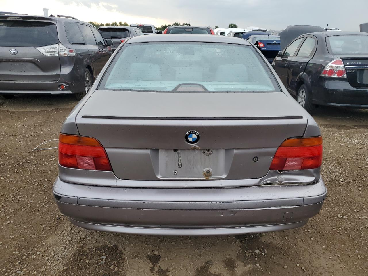 1999 BMW 528 I Automatic VIN: WBADM6339XBY32334 Lot: 65373614