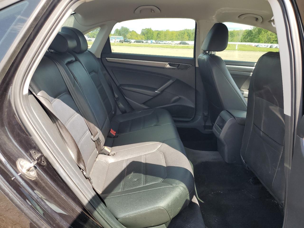 2018 Volkswagen Passat S VIN: 1VWAA7A35JC019174 Lot: 68125954