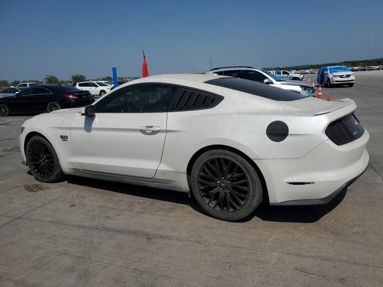 1FA6P8CF4H5264878 2017 FORD MUSTANG - Image 2