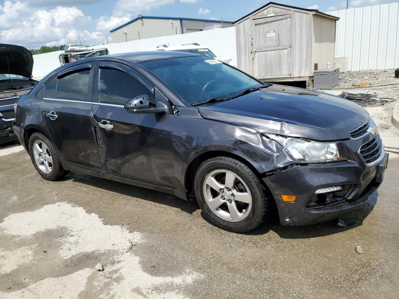 VIN 1G1PE5SB3G7128190 2016 CHEVROLET CRUZE no.4