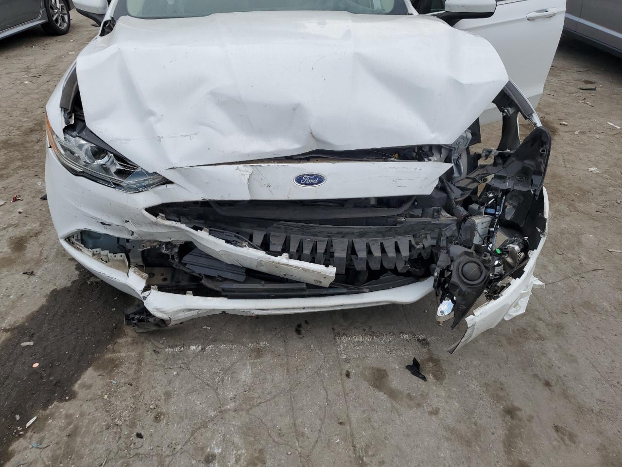 2017 Ford Fusion Se VIN: 3FA6P0H79HR145997 Lot: 69806804