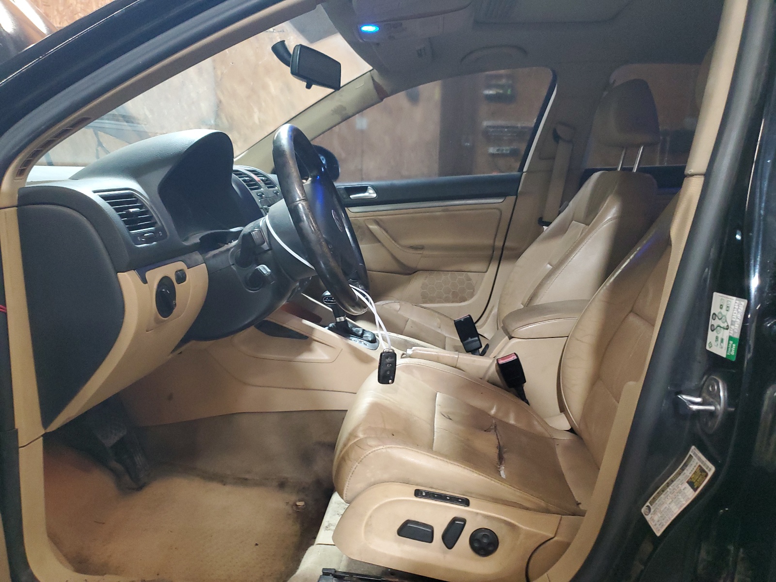 3VWDT71K46M051828 2006 Volkswagen Jetta Tdi Option Package 2