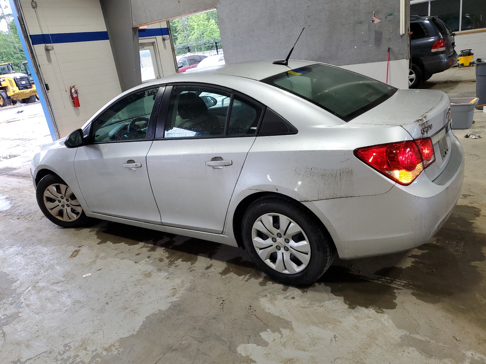 2014 Chevrolet Cruze Ls vin: 1G1PA5SG7E7140329