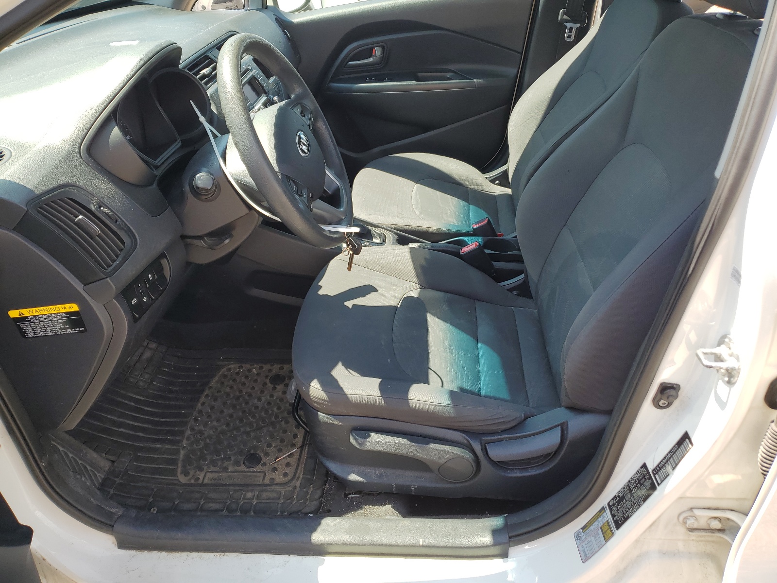 KNADM4A34E6352571 2014 Kia Rio Lx