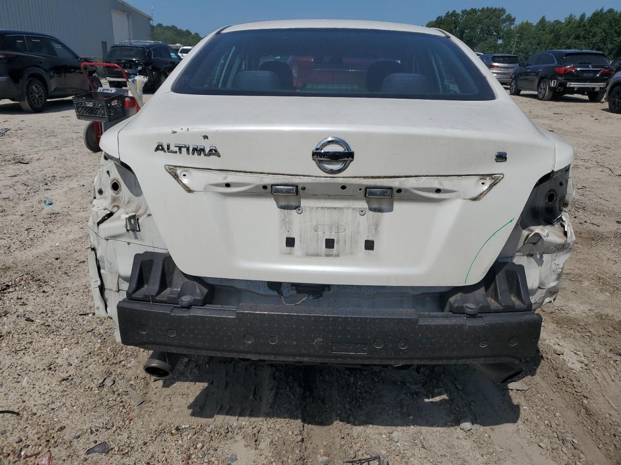 2015 Nissan Altima - Image 6