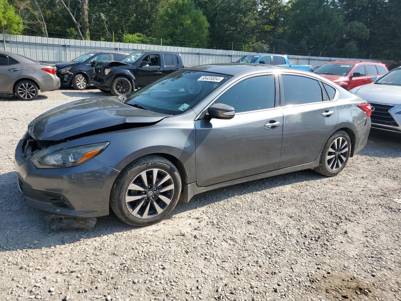 2016 Nissan Altima - Image 1